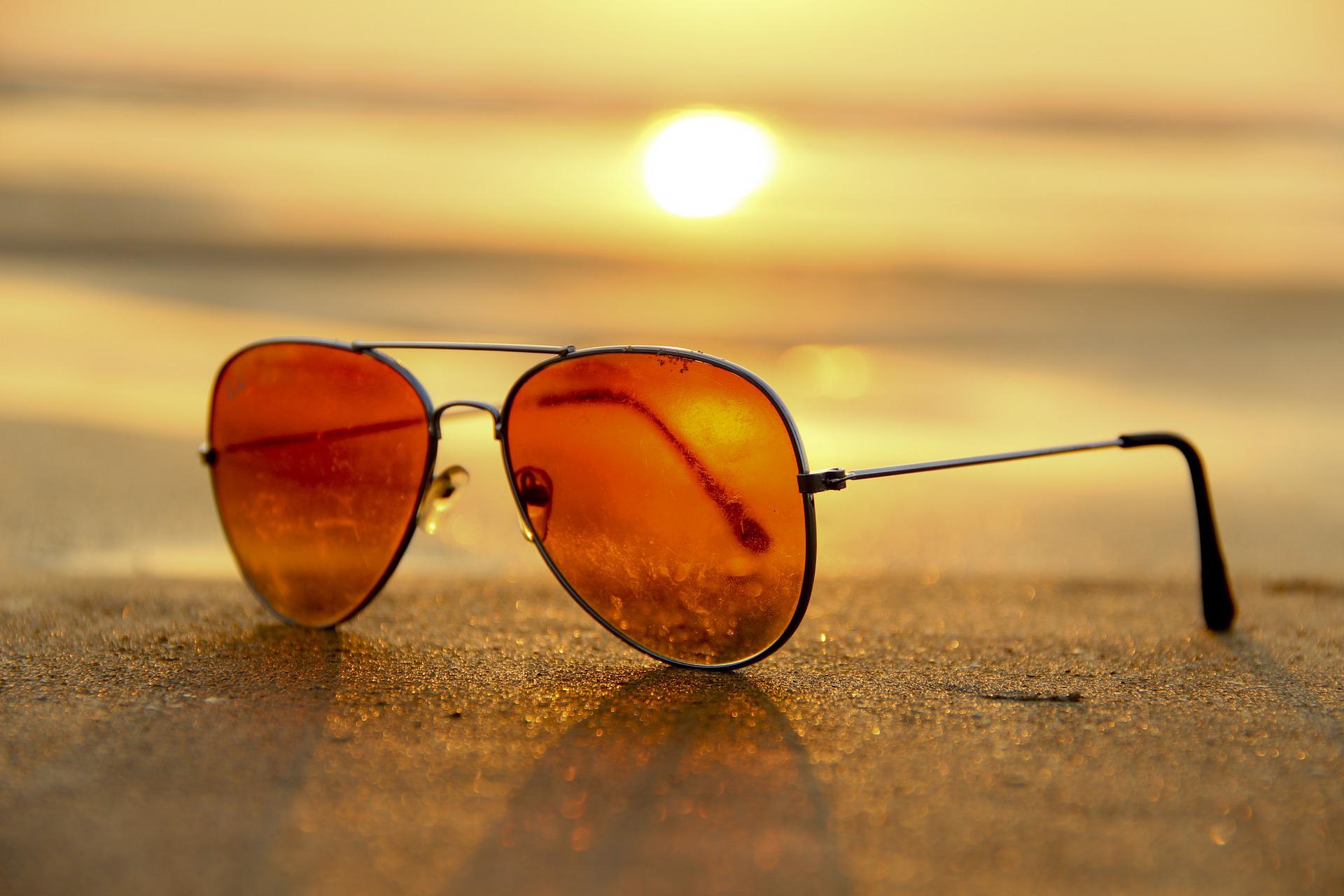 Солнцезащитные очки — нужно ли их носить